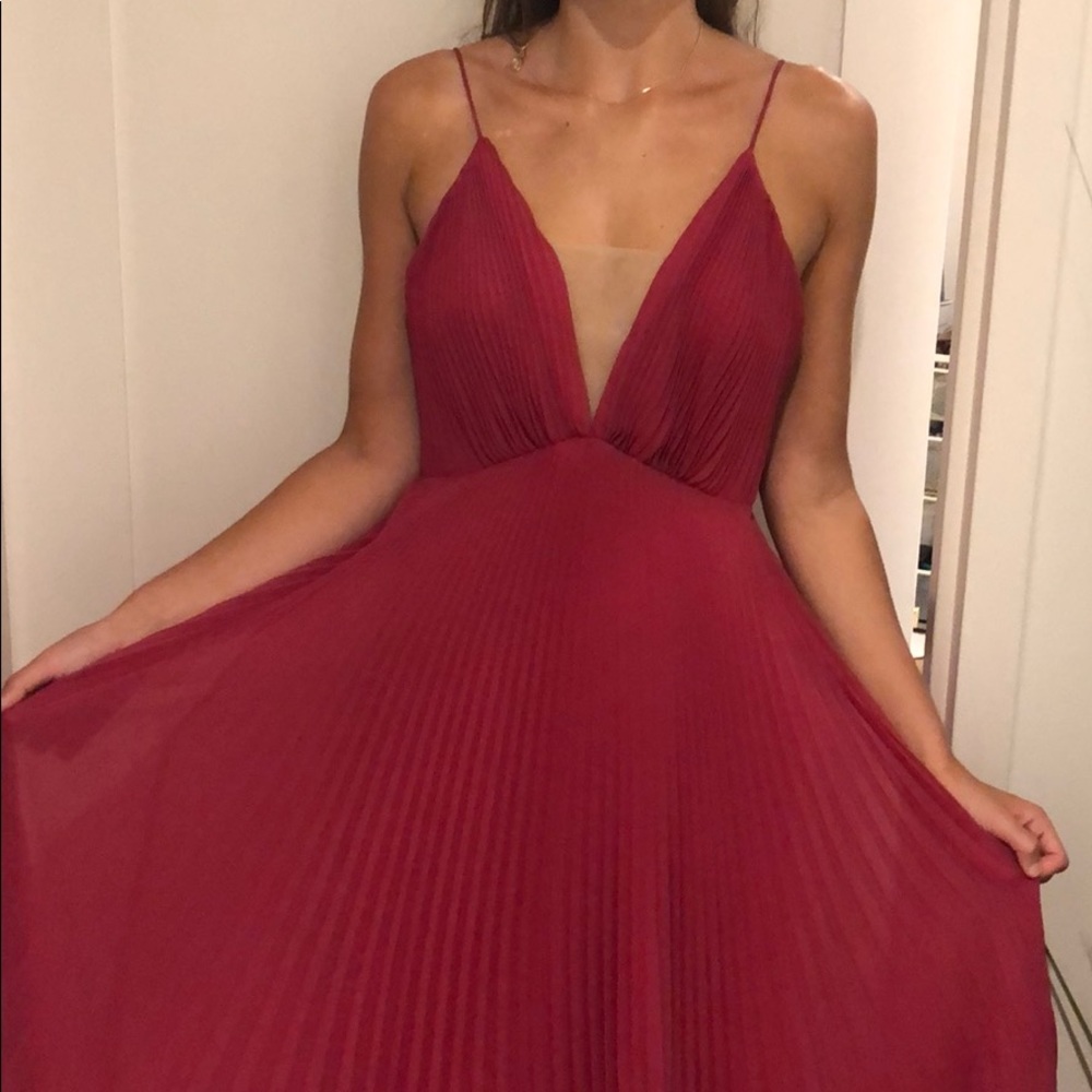 Jill Jill Stuart Pleated Hot Pink Gown